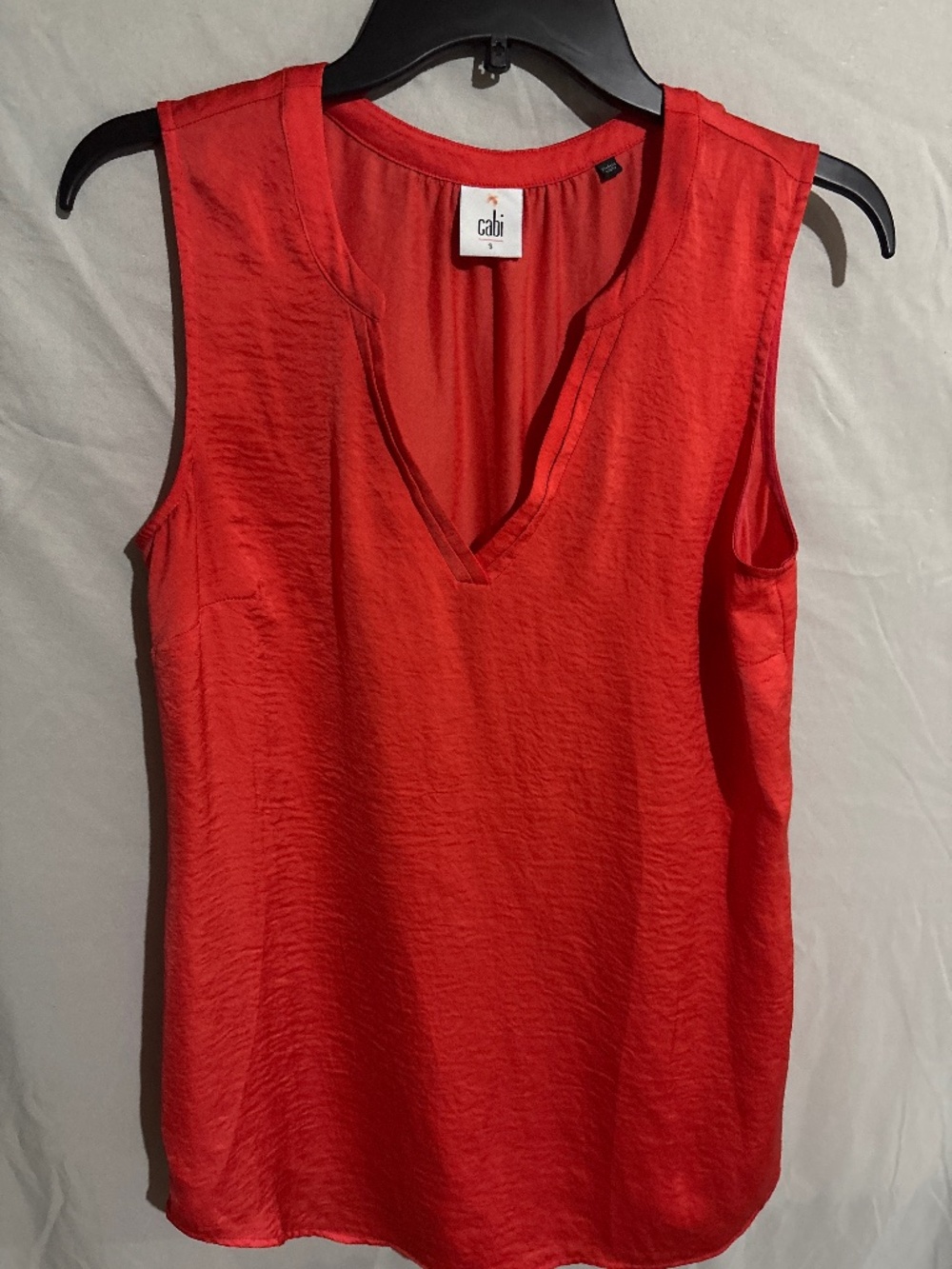 Cabi sleeveless shirt, deep coral color (S)